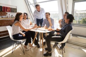 LinkedIn Says Team Lunches Are Back in 2025—Here's How to Have One That Builds Workplace Culture